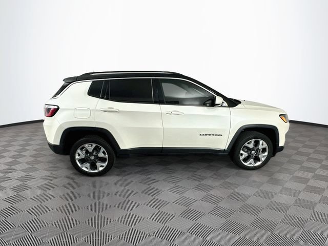 Used 2019 Jeep Compass Limited w/ Safety & Security Group AWD/4WD image 14