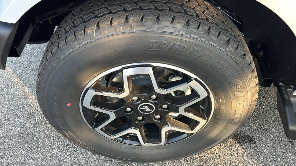 New 2026 Ford Bronco Outer Banks AWD/4WD image 32