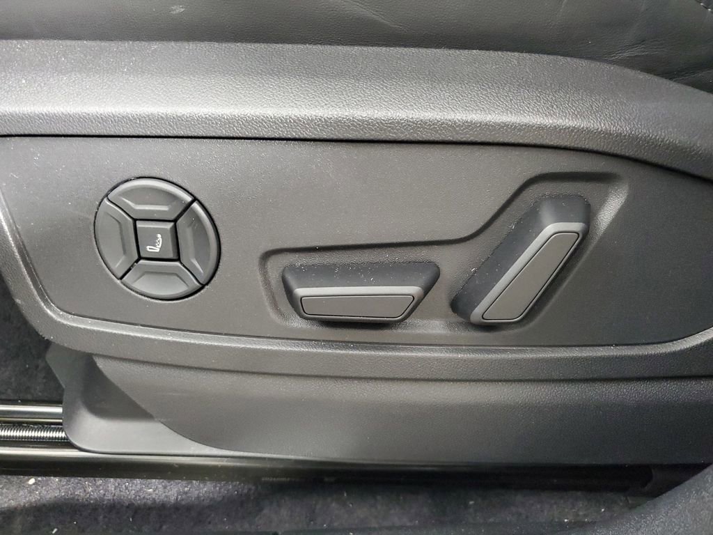 New 2026 Audi SQ5 Premium Plus AWD/4WD image 20