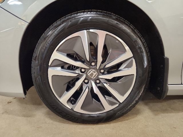 Used 2019 Honda Accord EX image 10