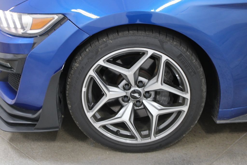 Used 2017 Ford Mustang GT RWD image 43