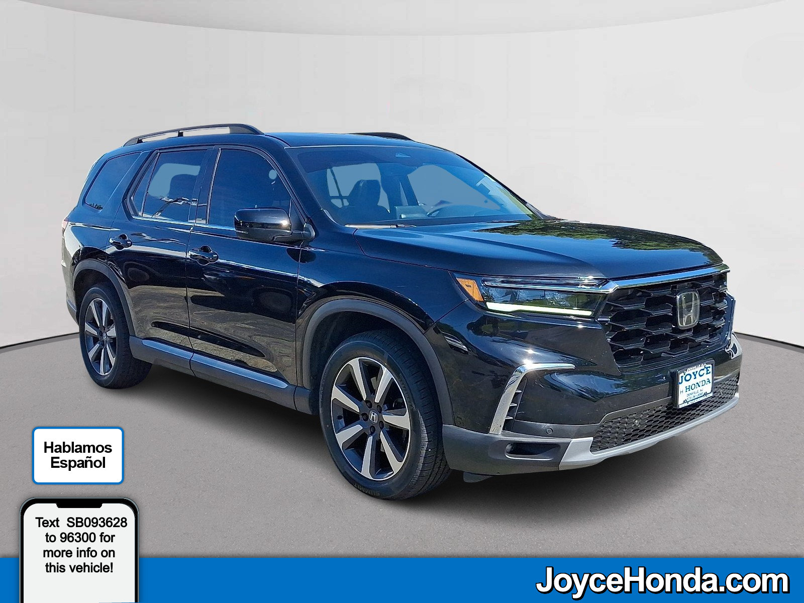 Certified 2025 Honda Pilot Touring