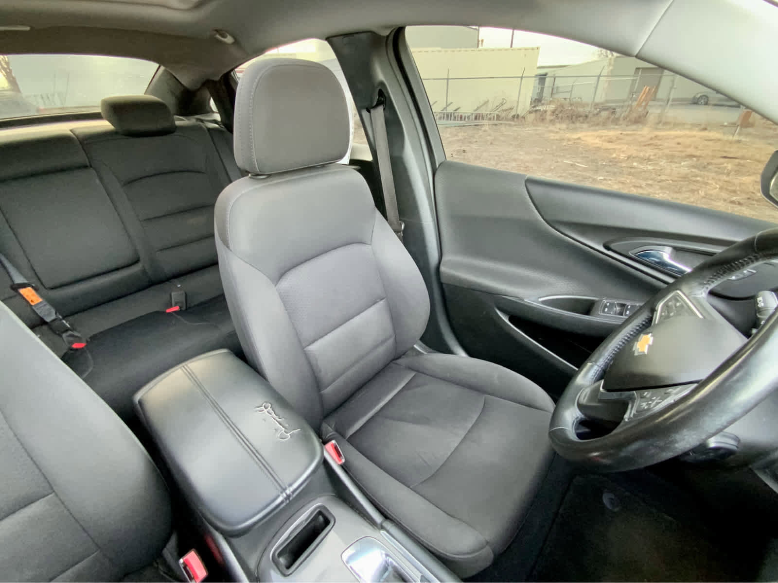 Used 2018 Chevrolet Malibu LT image 29