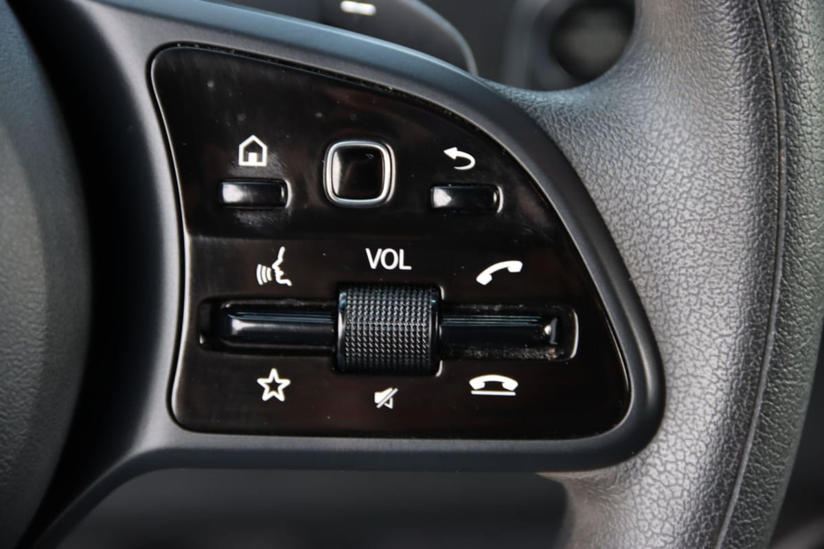 Used 2024 Mercedes-Benz Sprinter 2500 image 18