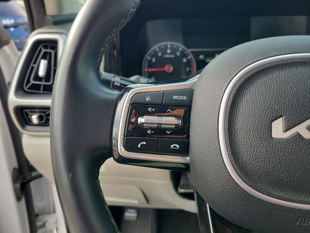 Used 2022 Kia Sorento S w/ Panoramic Sunroof Package FWD image 16