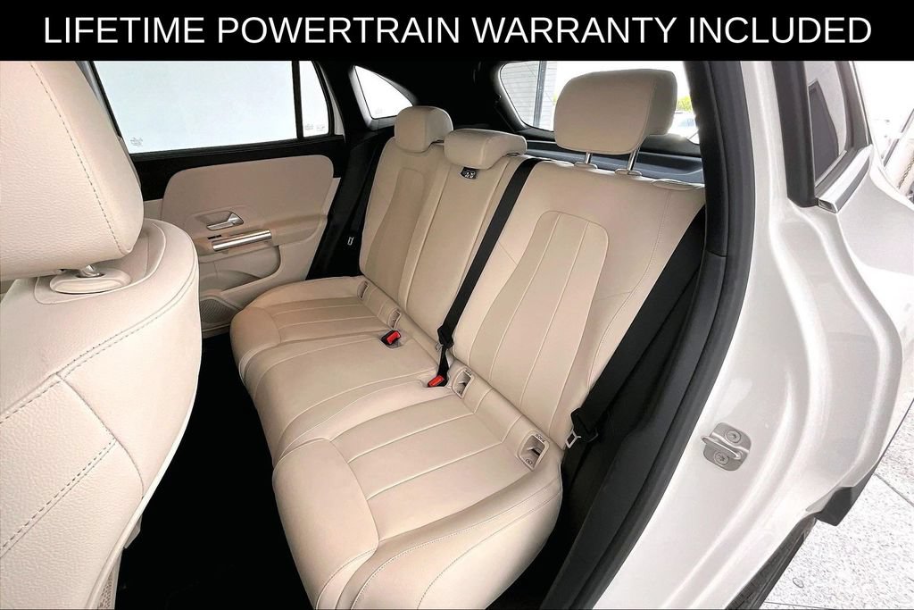 Used 2025 Mercedes-Benz GLA 250 4MATIC image 34