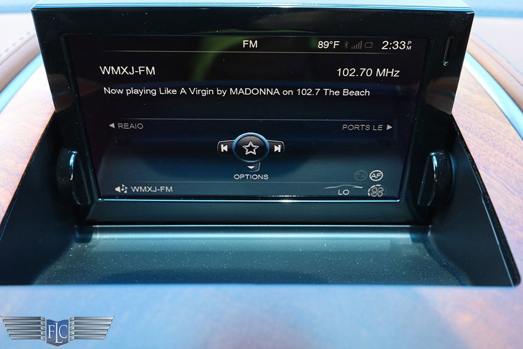 Used 2016 Aston Martin Vanquish Volante RWD image 22