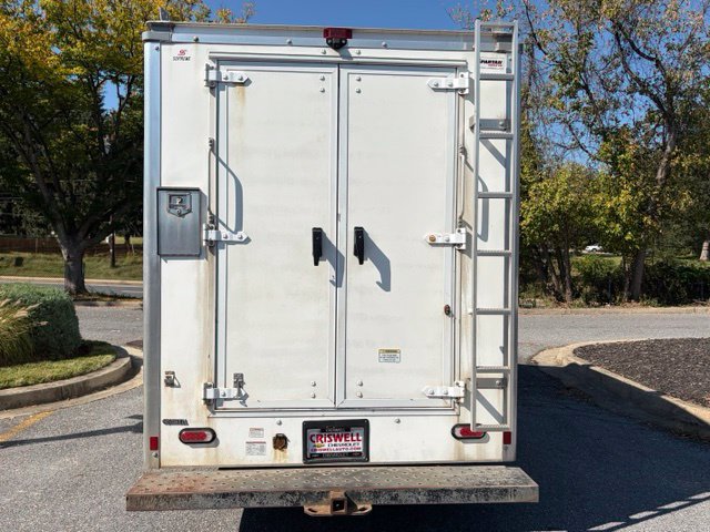 Used 2022 Chevrolet Express 3500 w/ Power Convenience Package RWD image 6