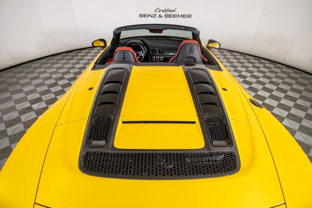 Used 2018 Audi R8 V10 plus image 12