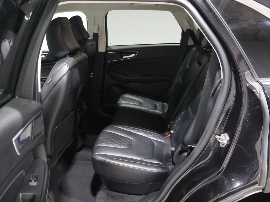 Used 2024 Ford Edge Titanium w/ Equipment Group 301A AWD/4WD image 16