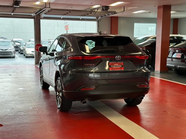Certified 2023 Toyota Venza LE AWD/4WD image 5