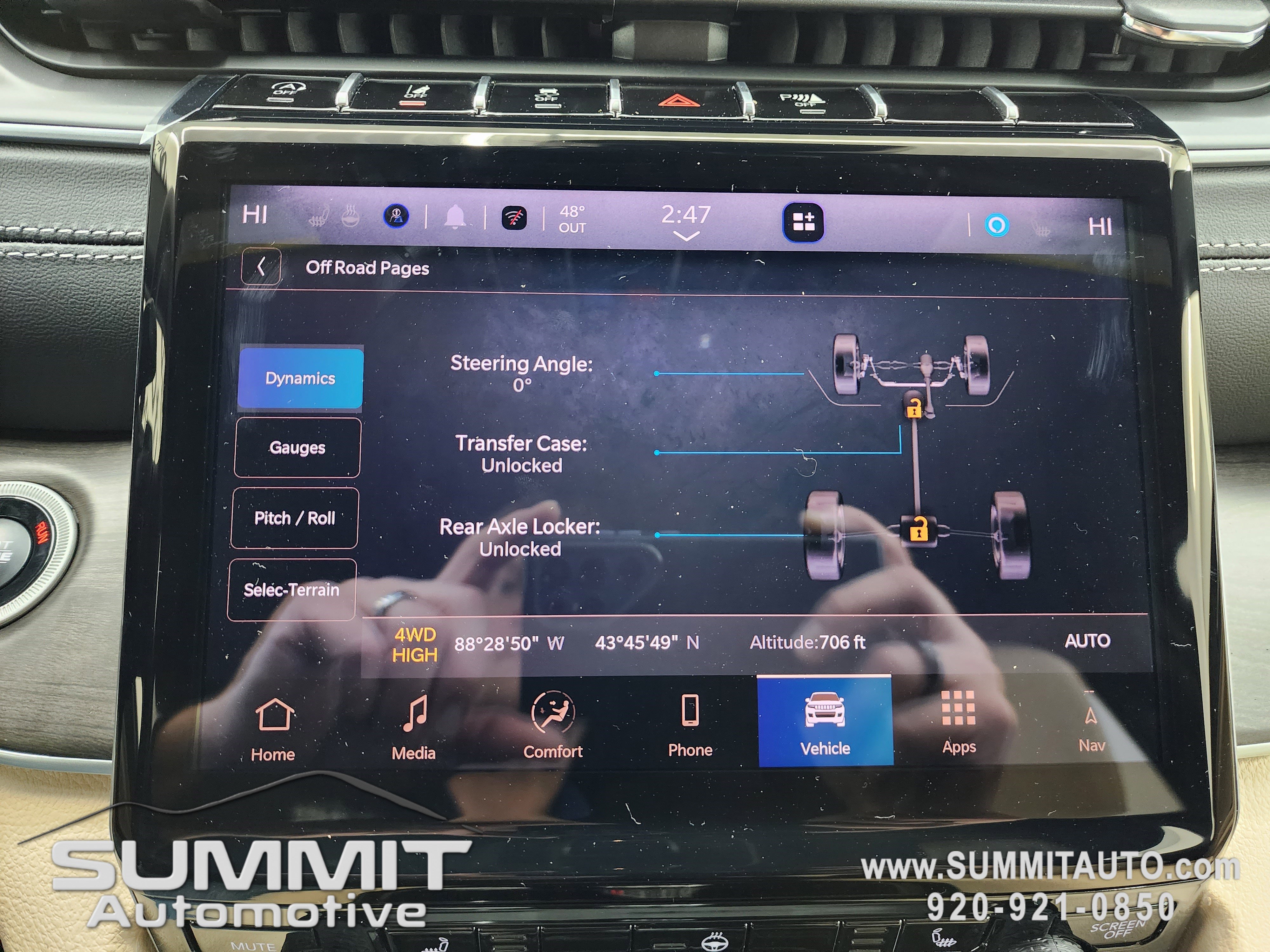 New 2025 Jeep Grand Cherokee Limited w/ Black Appearance Package image 59