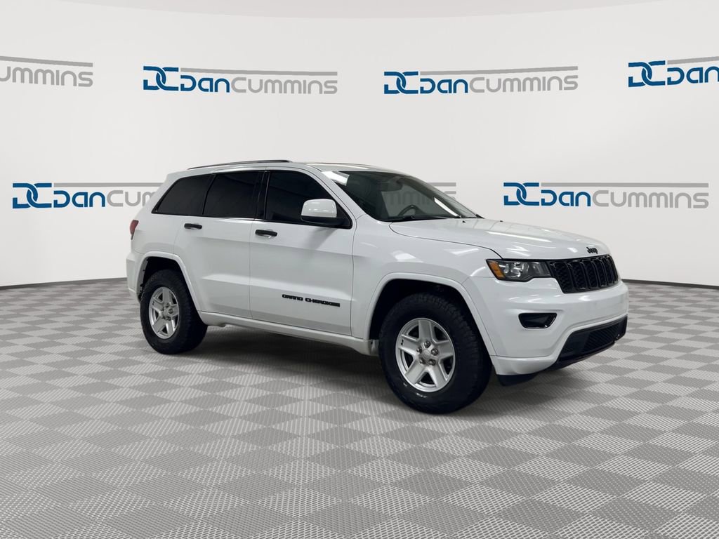 Used 2019 Jeep Grand Cherokee Altitude AWD/4WD image 2