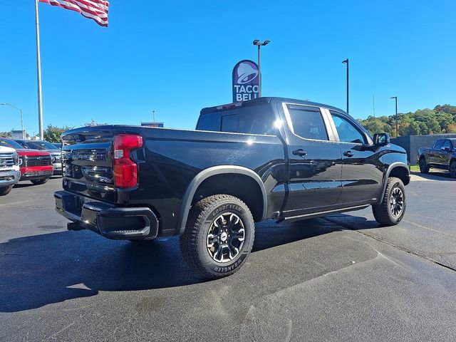 Used 2024 Chevrolet Silverado 1500 ZR2 w/ Technology Package image 6