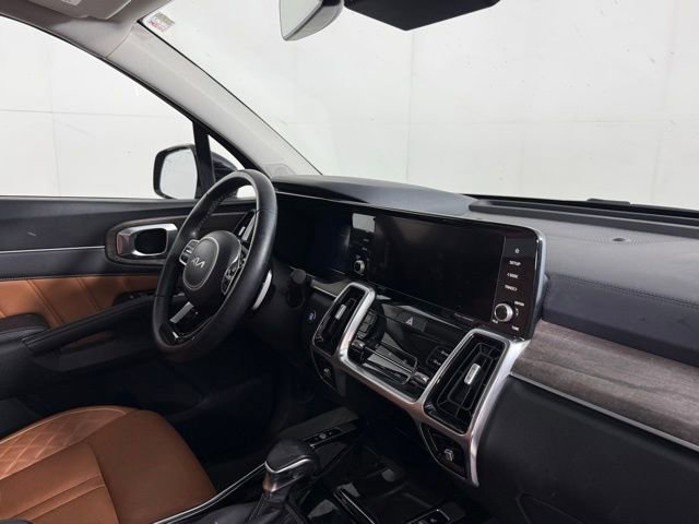 Used 2022 Kia Sorento SX Prestige w/ Rust Color Package image 33