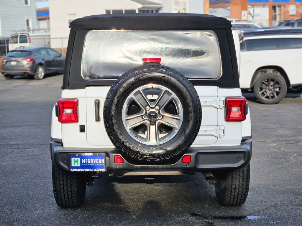 Used 2021 Jeep Wrangler Unlimited Sahara image 4