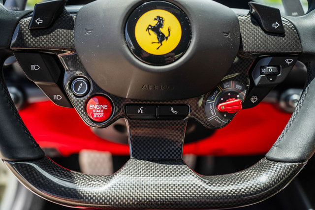Used 2019 Ferrari 812 Superfast image 23