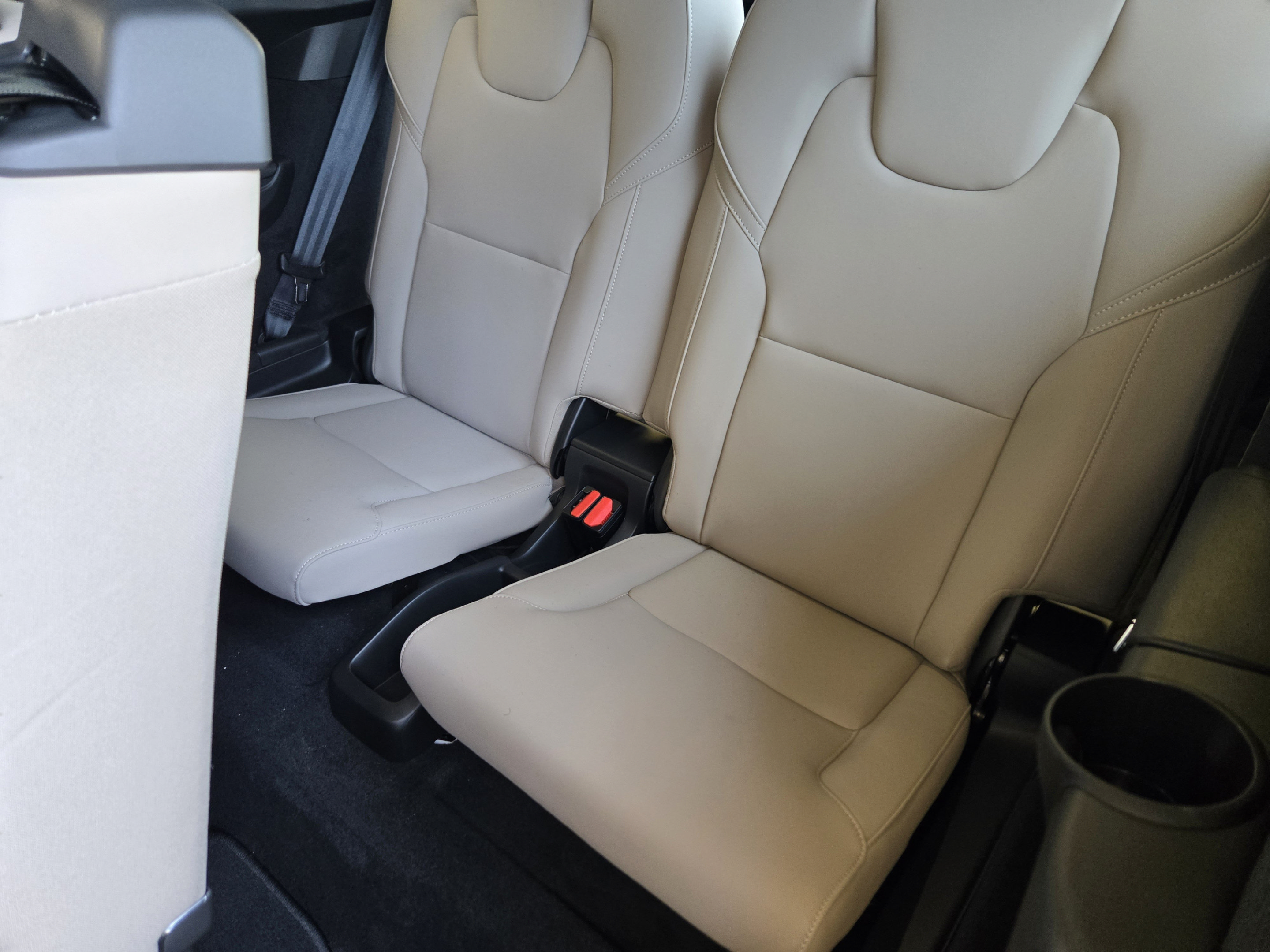 New 2026 Volvo XC90 B5 Core AWD/4WD image 26