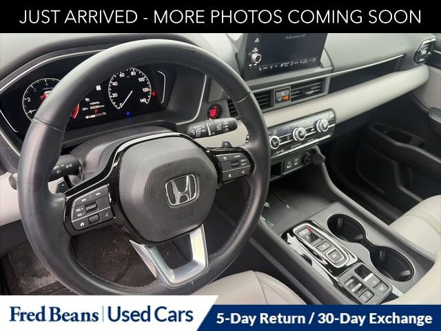 Used 2023 Honda Pilot EX-L image 10