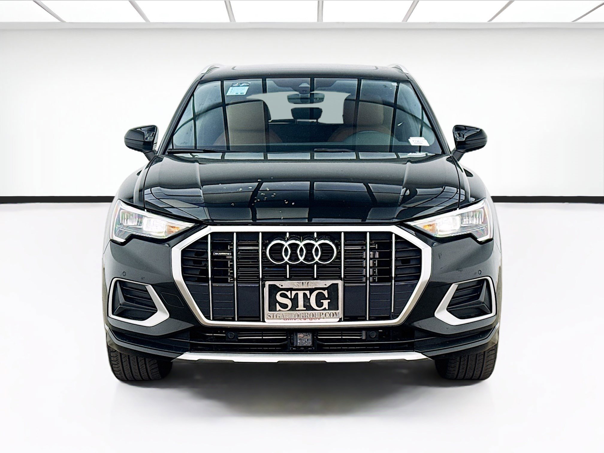 Used 2021 Audi Q3 2.0T Premium w/ Convenience Package image 2