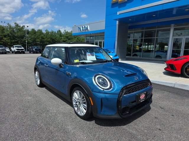 Used 2024 MINI Cooper S FWD image 1