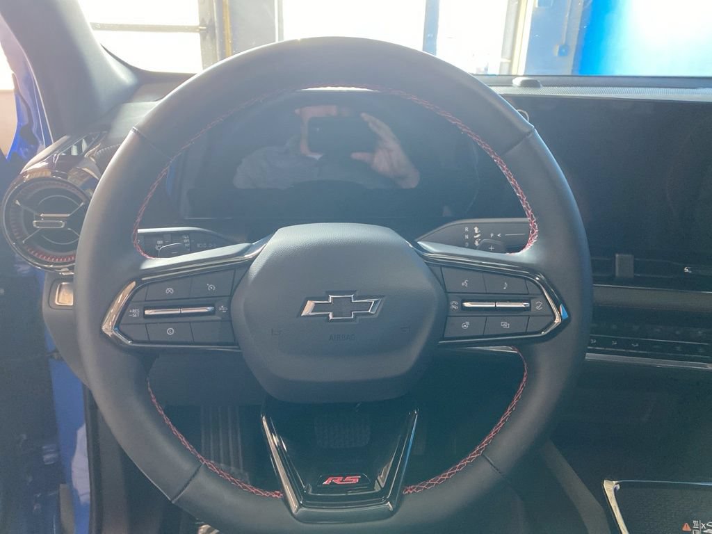 New 2026 Chevrolet Equinox RS w/ Convenience Package III AWD/4WD image 6