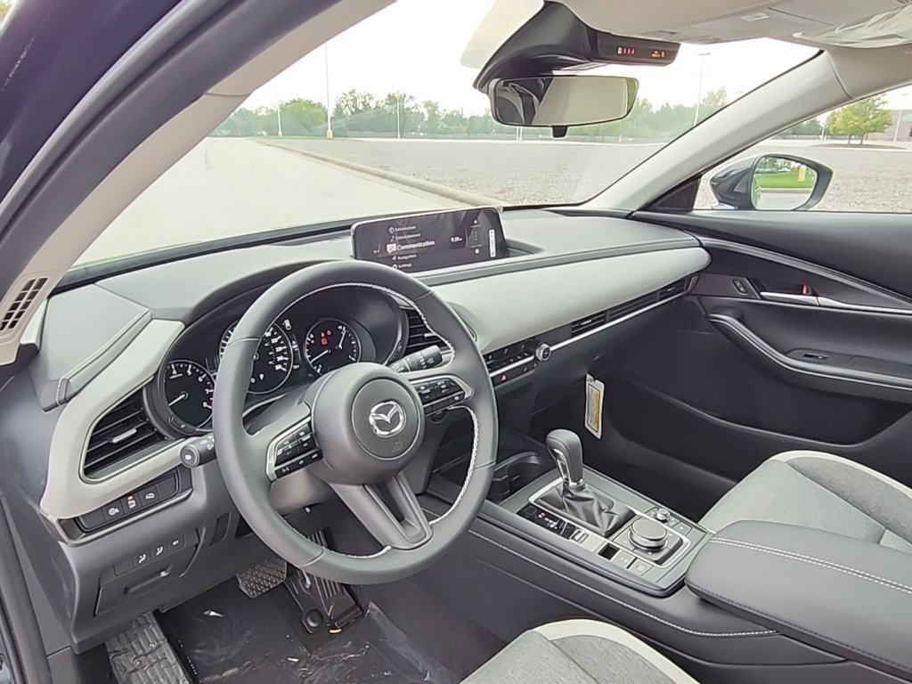 New 2026 MAZDA CX-30 Aire Edition AWD/4WD image 3