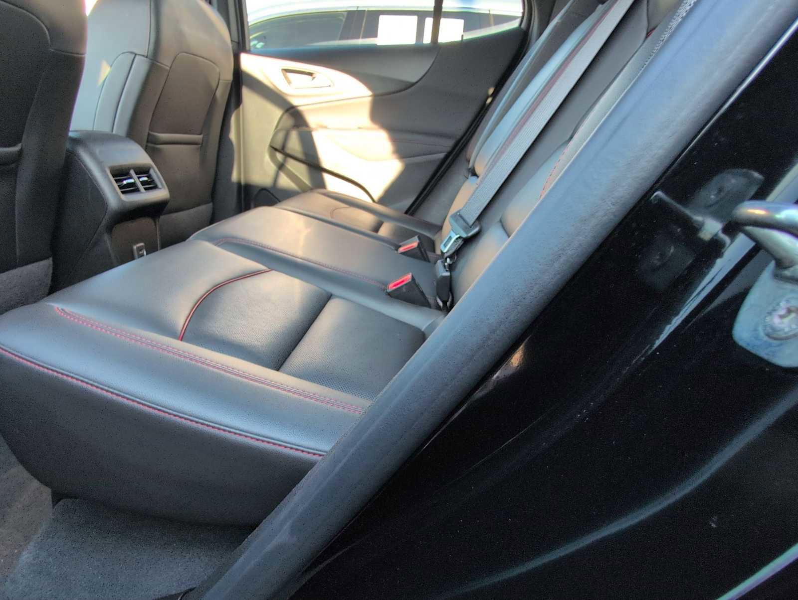 Used 2022 Chevrolet Equinox RS w/ RS Leather Package image 20