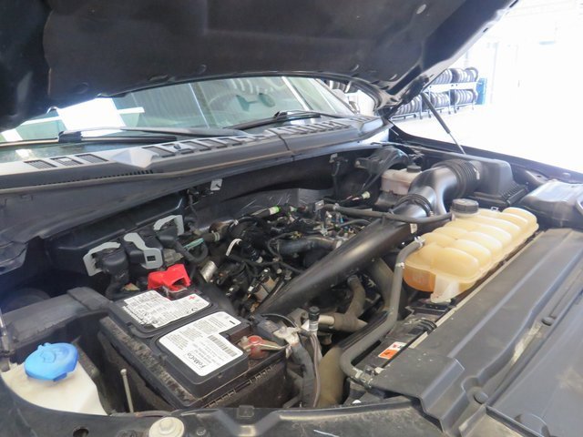 Used 2019 Ford F150 XLT w/ XTR Package image 31