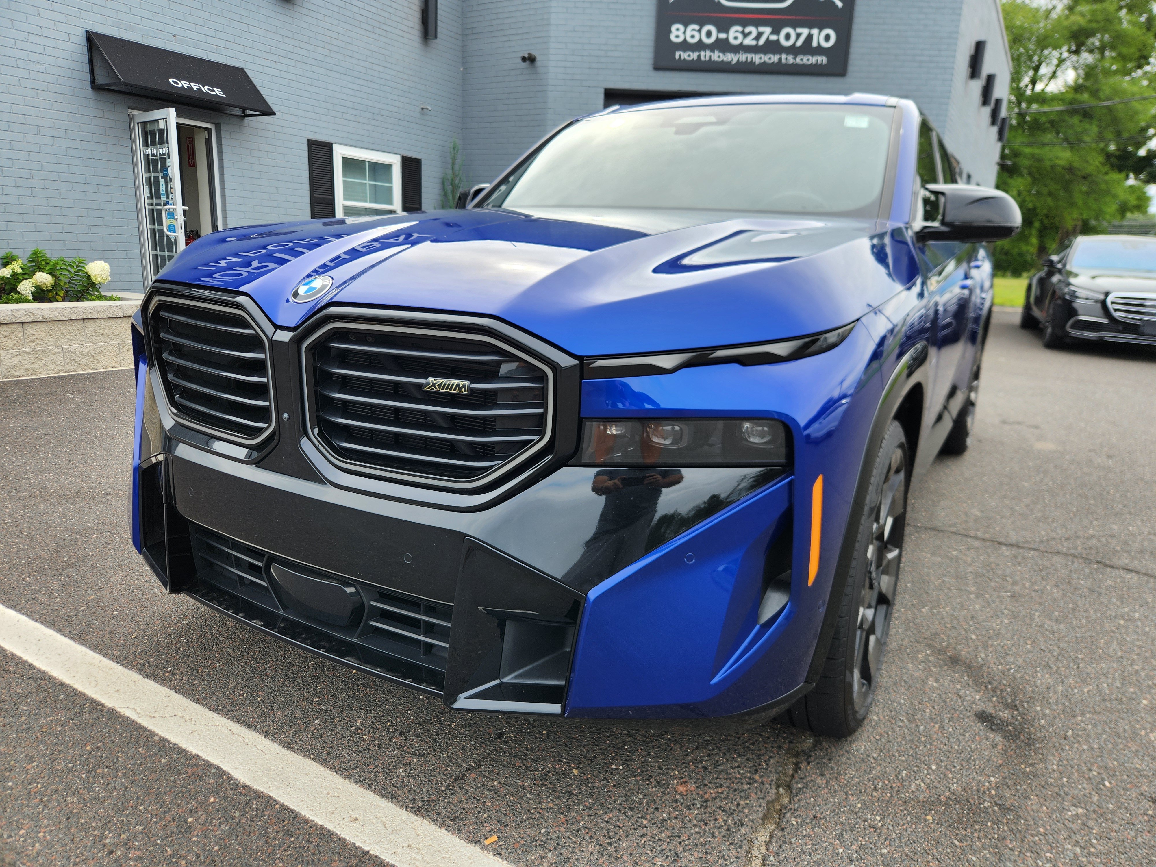 Used 2024 BMW XM AWD/4WD image 2
