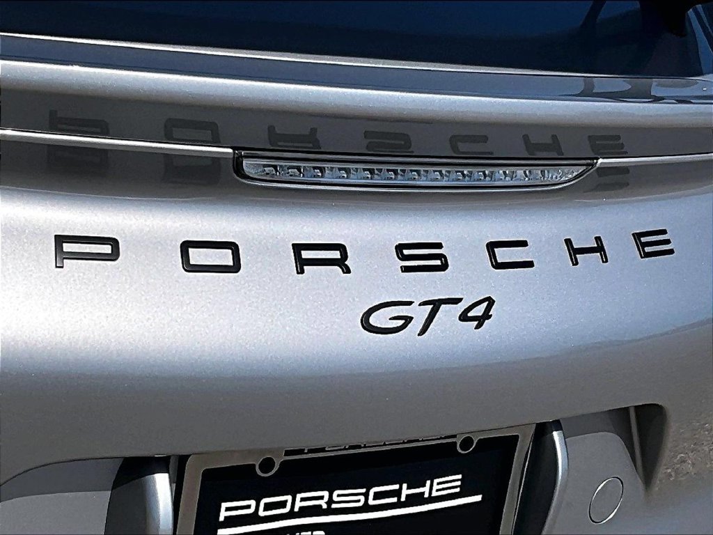Certified 2016 Porsche Cayman GT4 RWD image 22