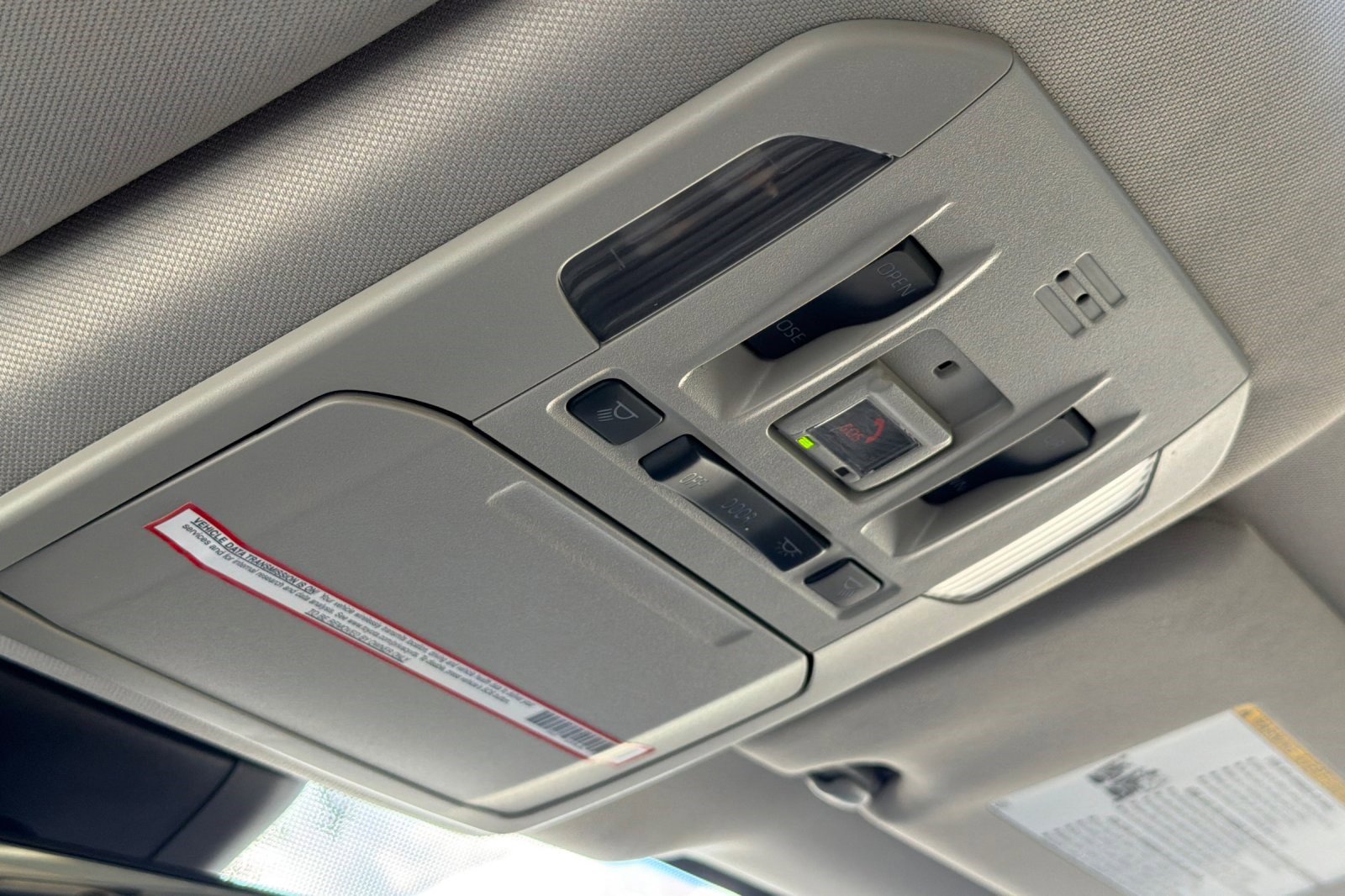 Used 2022 Toyota Highlander XLE image 23