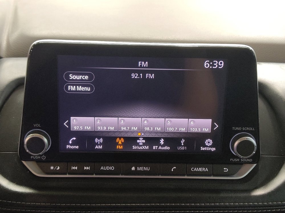 Used 2022 Nissan Rogue S FWD image 25