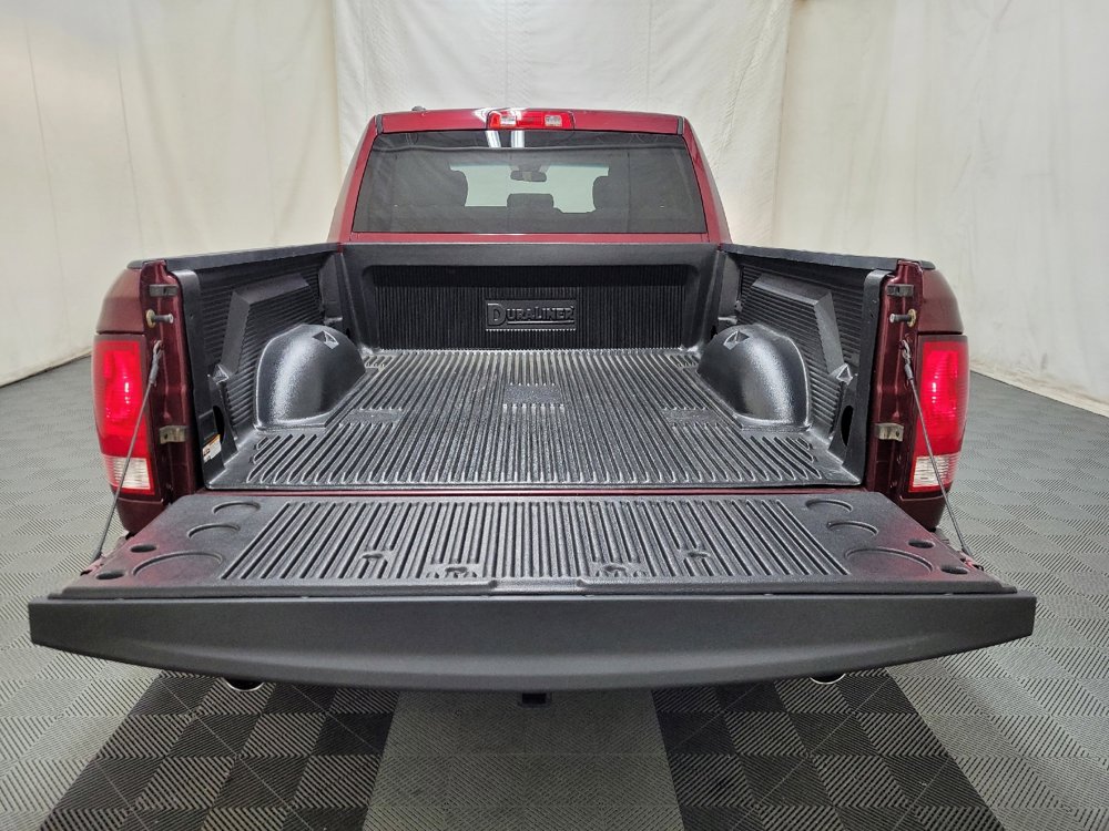 Used 2017 RAM 1500 Express AWD/4WD image 29