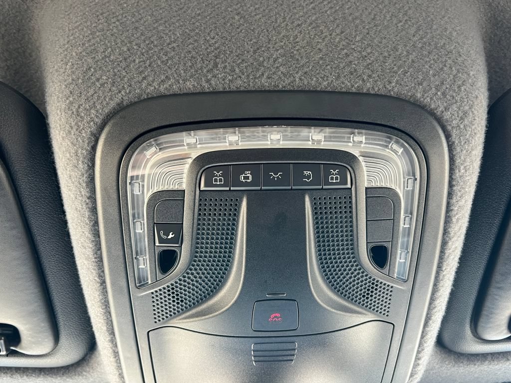 Used 2019 Freightliner Sprinter 2500 w/ Driver Convenience Package RWD image 20