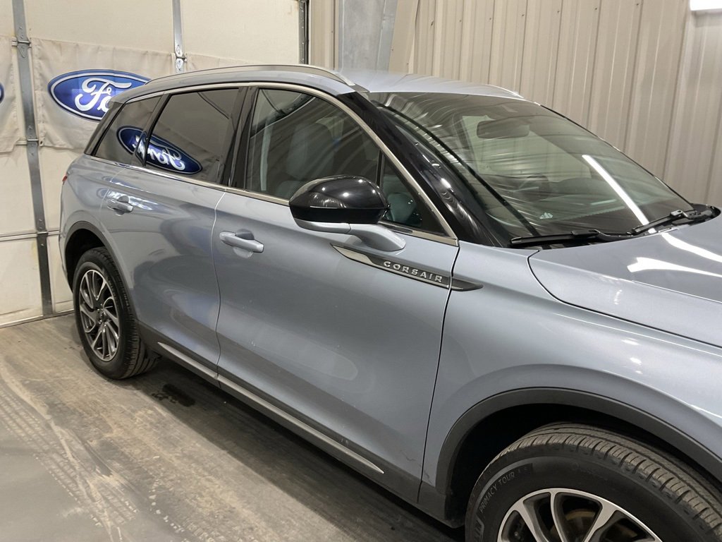 Used 2022 Lincoln Corsair FWD w/ Equipment Group 101A image 4