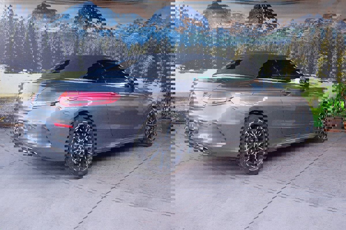 Used 2020 Mercedes-Benz C 300 Cabriolet image 6