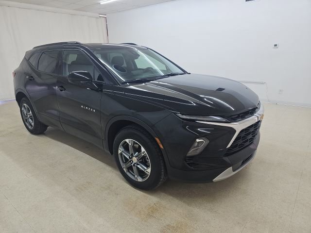 Used 2023 Chevrolet Blazer LT w/ Convenience Package image 14