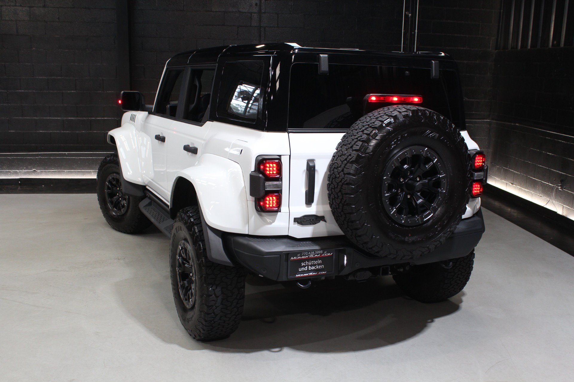 Used 2024 Ford Bronco Raptor w/ Interior Carbon Fiber Pack 6 AWD/4WD image 9