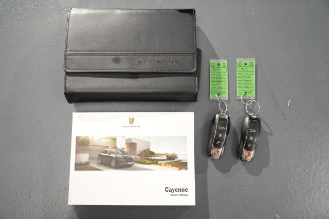 Used 2016 Porsche Cayenne image 54
