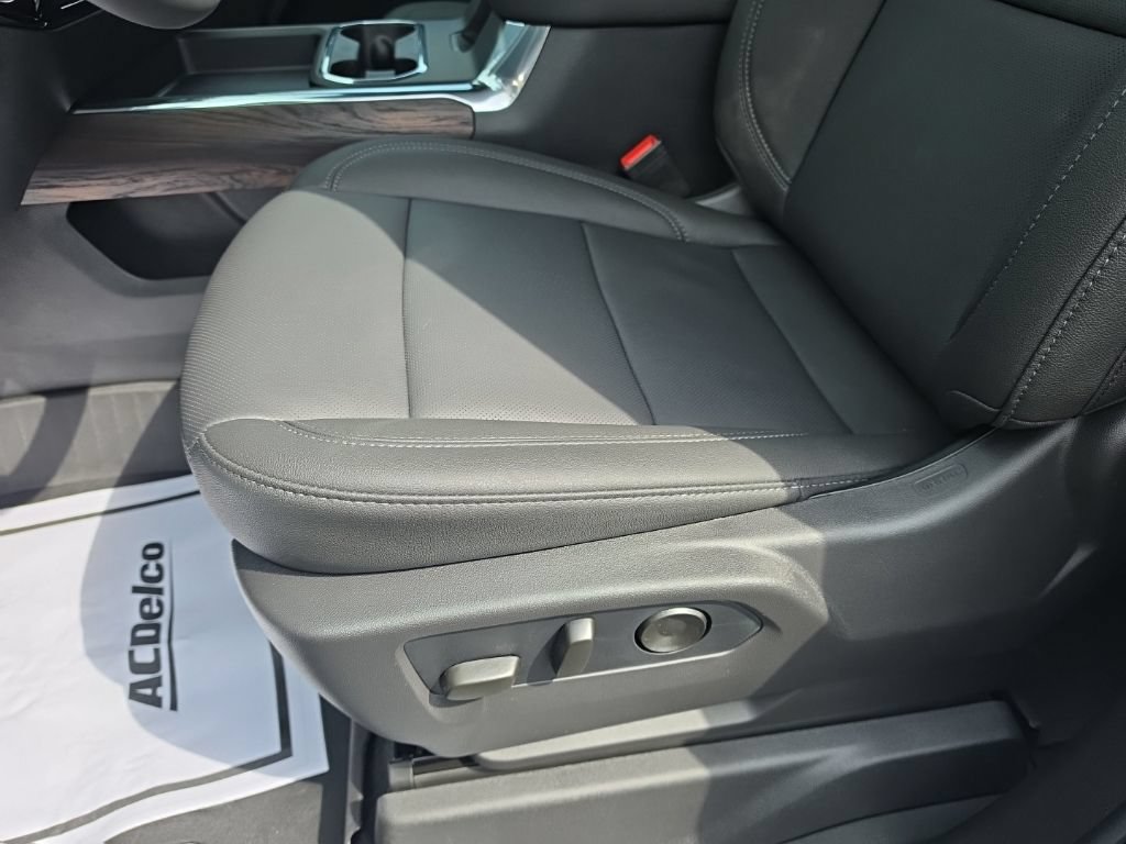 New 2026 GMC Sierra 2500 SLT AWD/4WD image 14