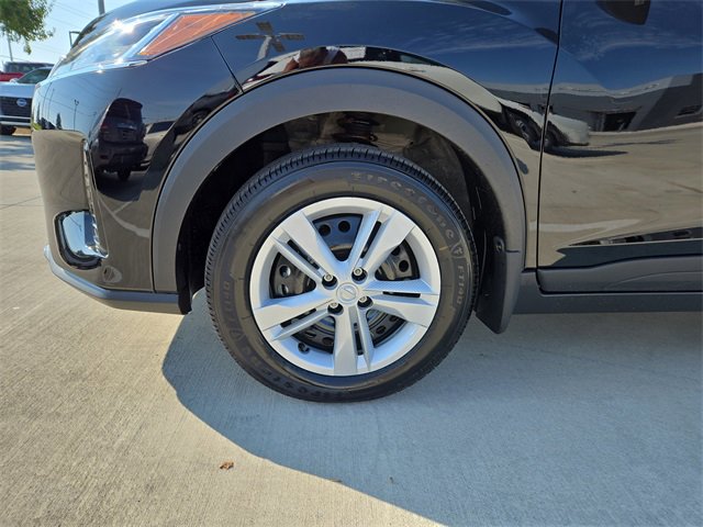 New 2025 Nissan Kicks Play S image 35