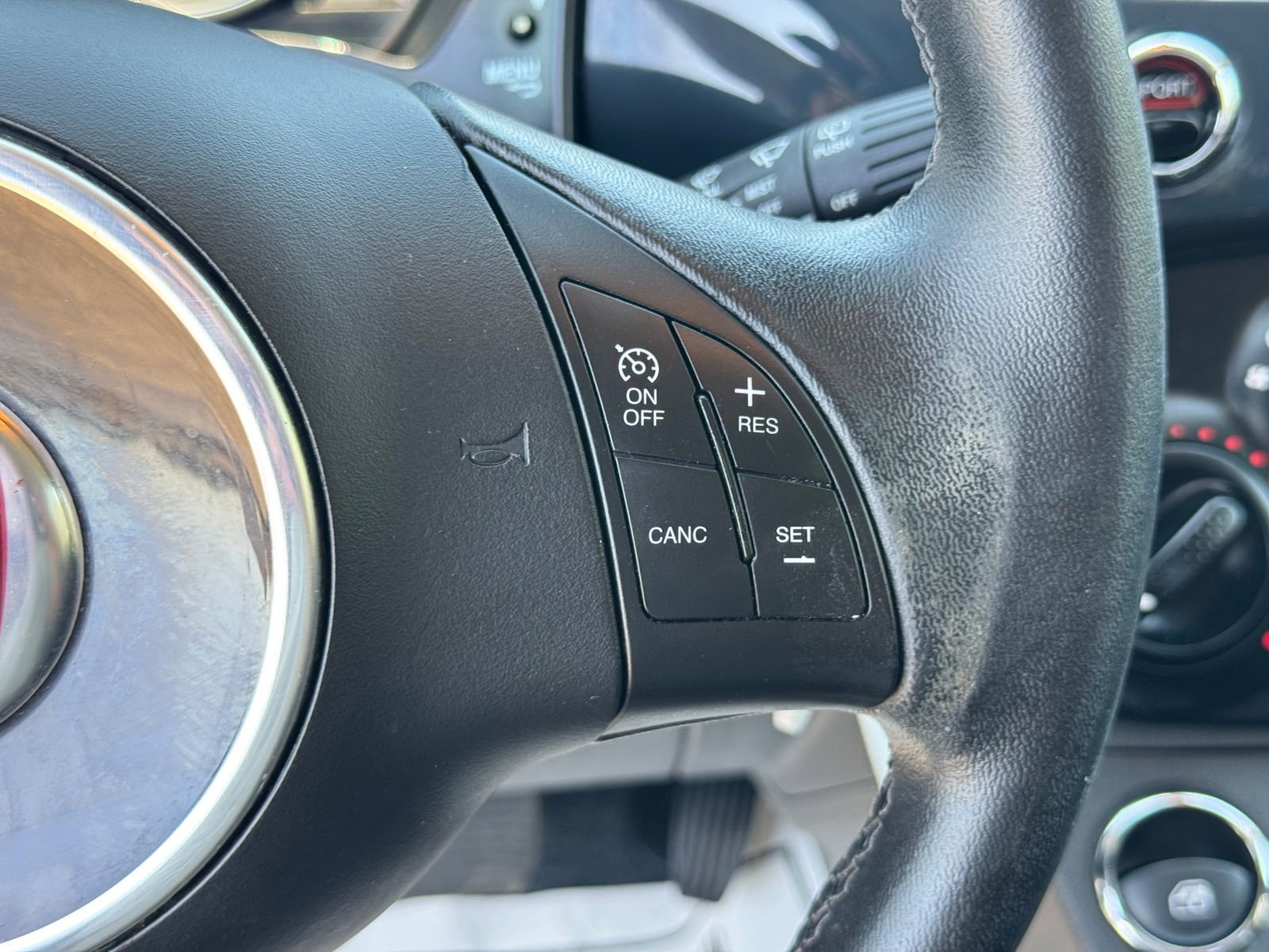 Used 2018 FIAT 500 Pop FWD image 27
