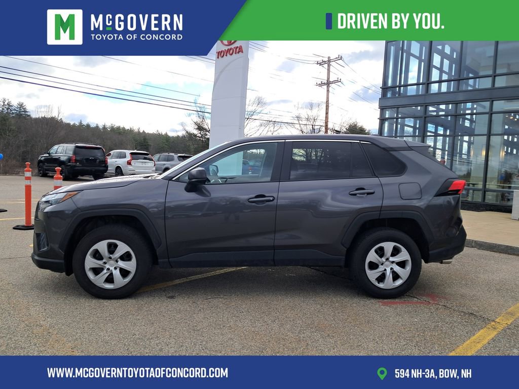 Used 2025 Toyota RAV4 LE image 2