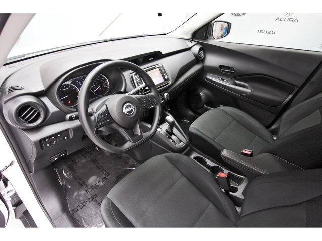 Used 2025 Nissan Kicks Play S FWD image 12