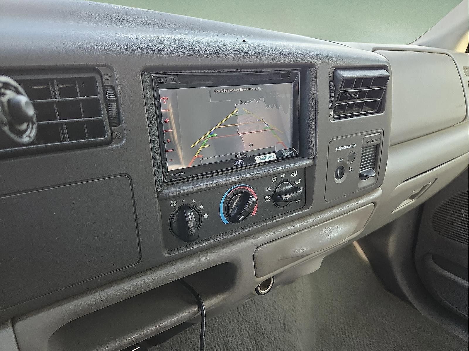 Used 2001 Ford F250 2WD SuperCab Super Duty image 16