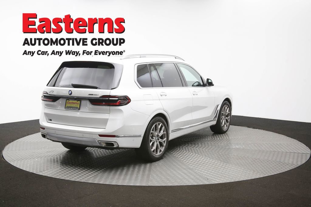 Used 2023 BMW X7 xDrive40i w/ Executive Package image 45