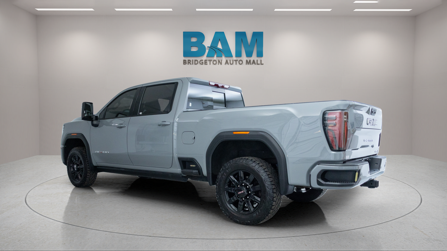 Used 2024 GMC Sierra 2500 AT4 w/ AT4 Premium Plus Package AWD/4WD image 5