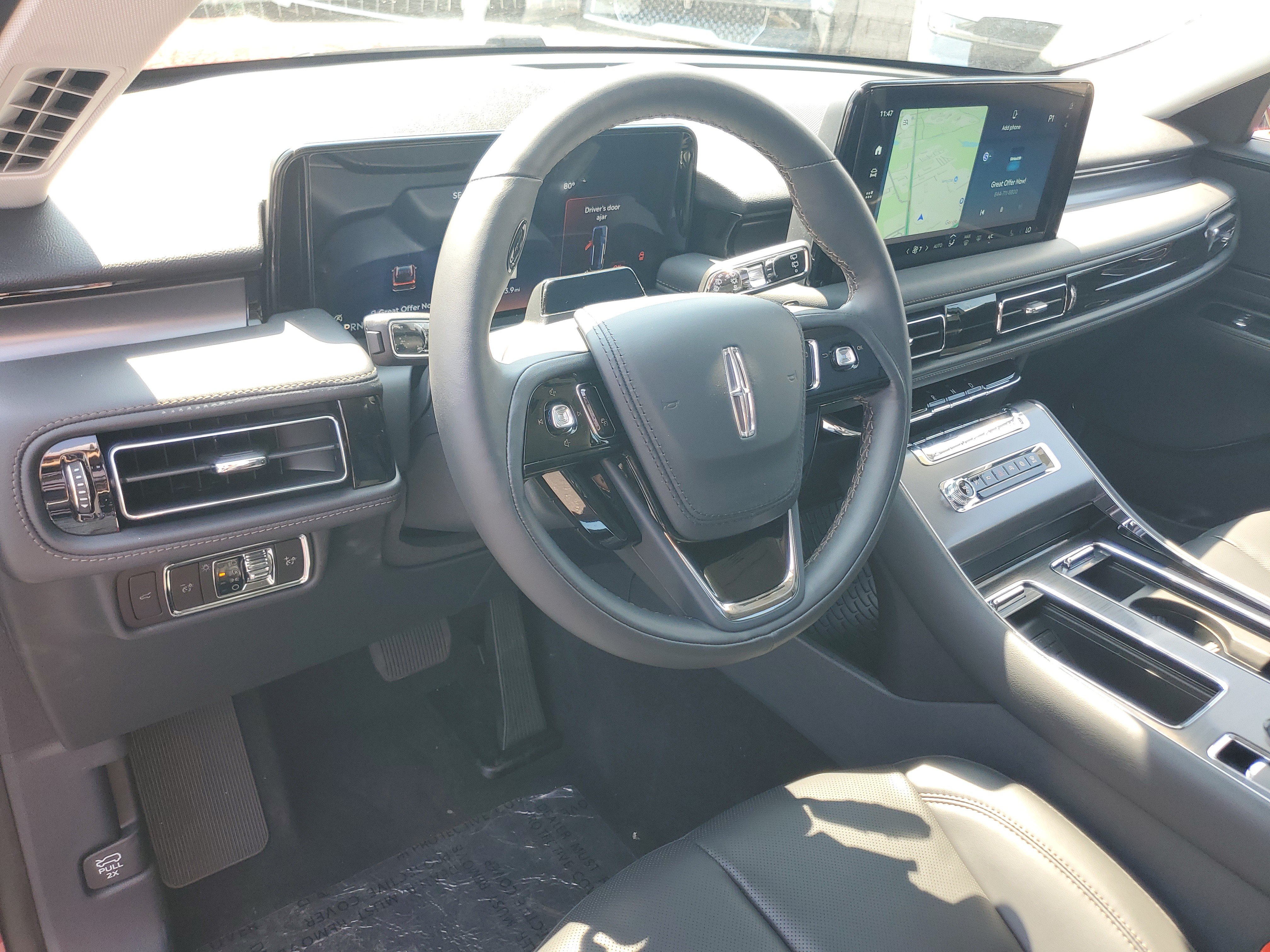 New 2026 Lincoln Aviator AWD image 12
