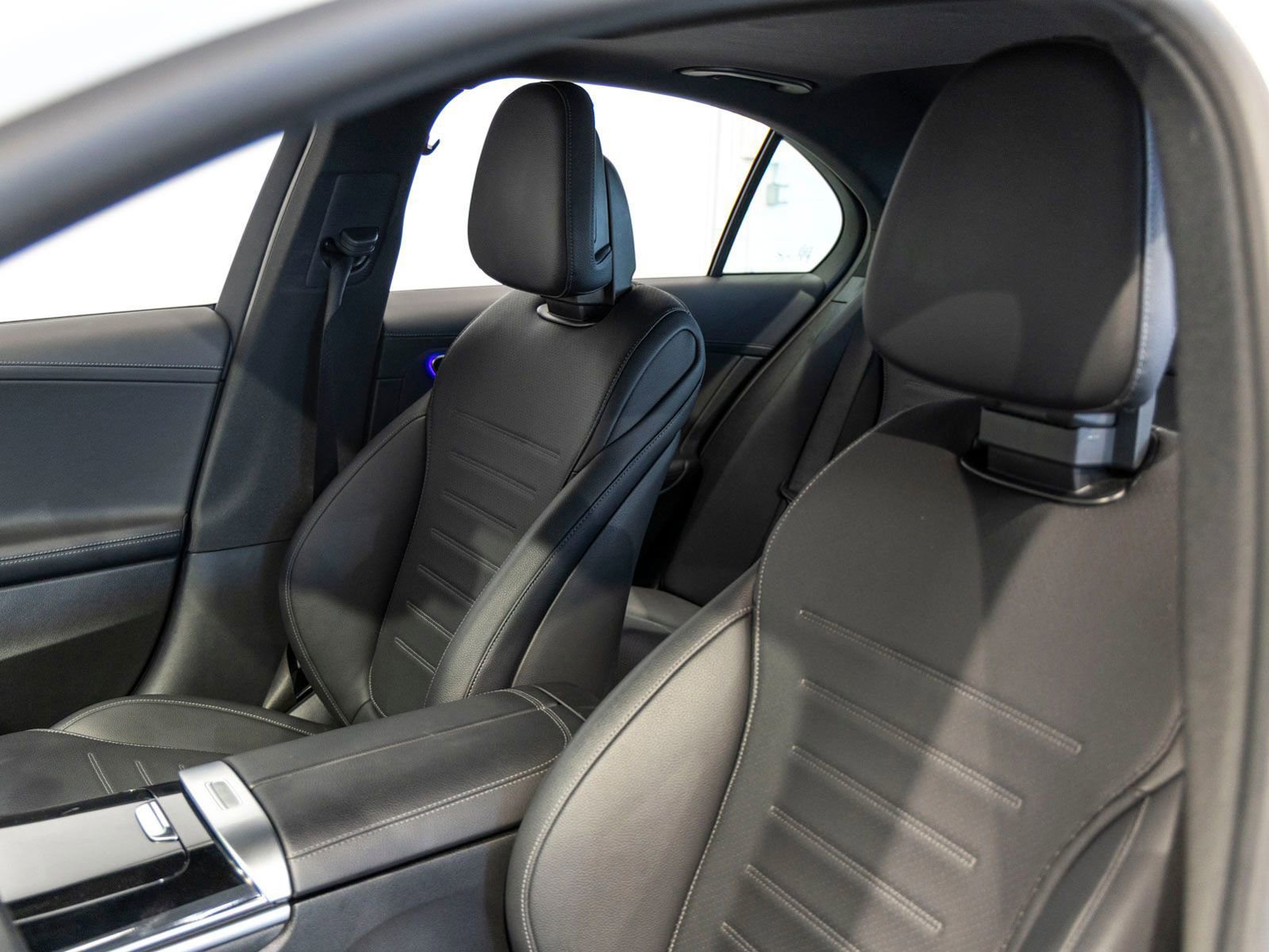 Used 2024 Mercedes-Benz C 300 Sedan image 13